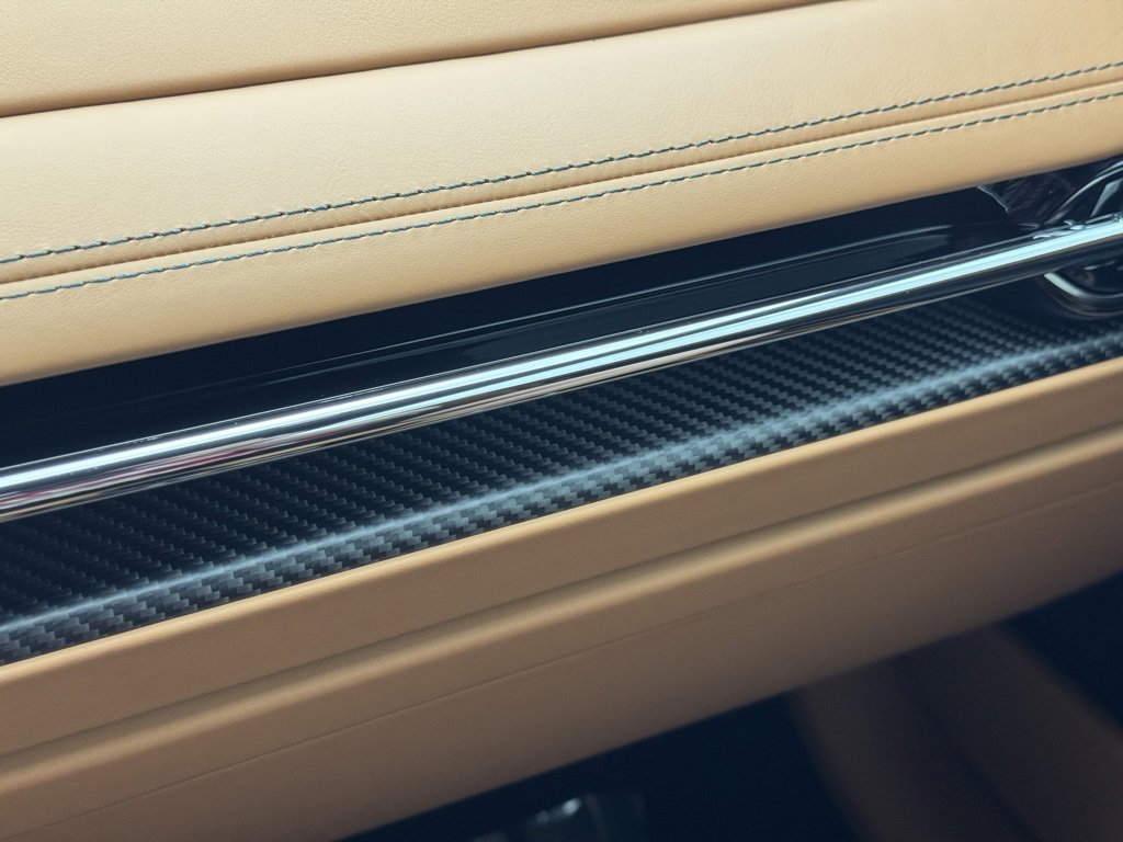 Used 2025 Aston Martin DB12 Coupe image 43