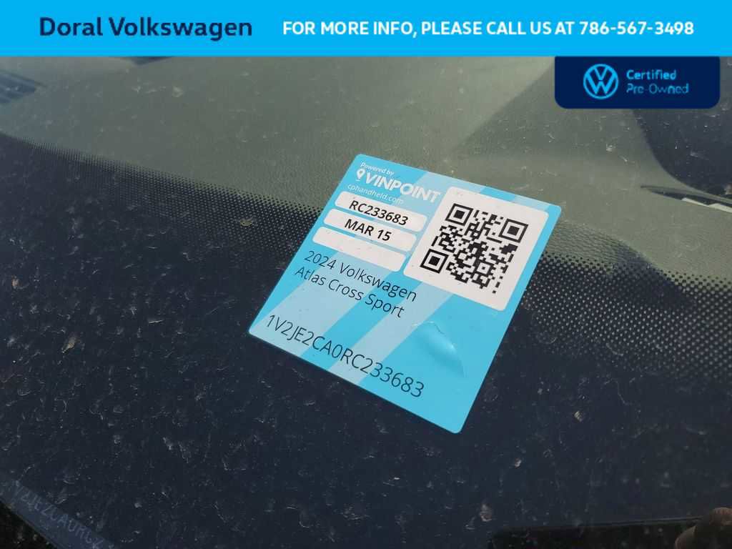 Certified 2024 Volkswagen Atlas Cross Sport SE w/ Panoramic Sunroof Package FWD image 33