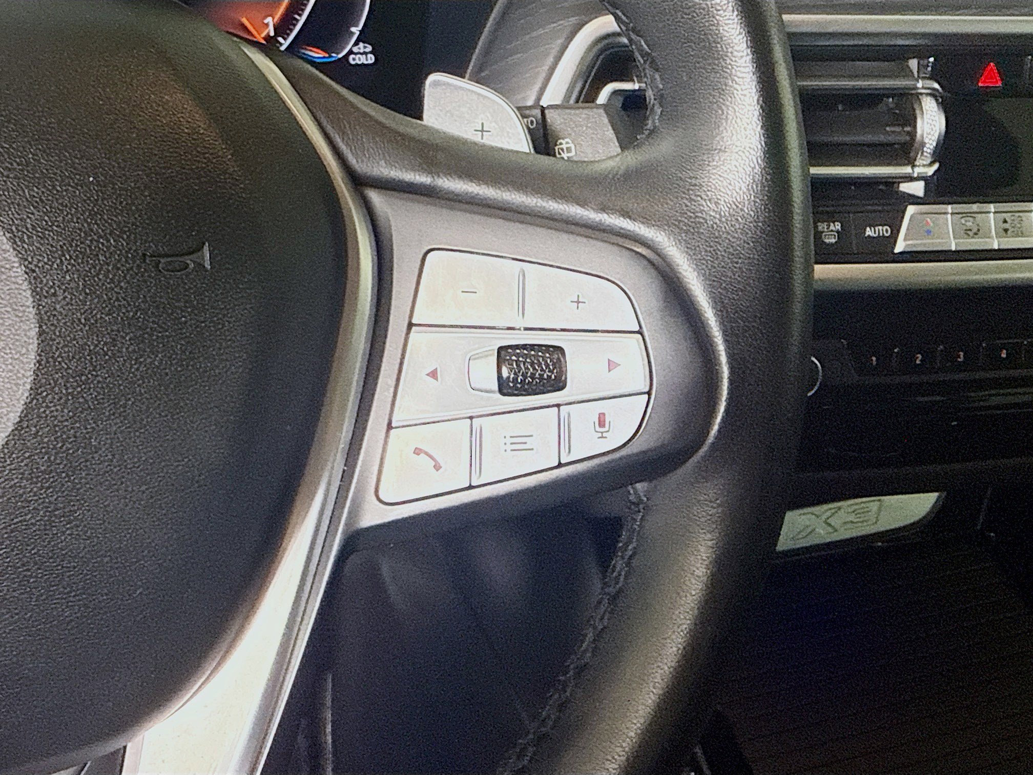 Used 2024 BMW X3 xDrive30i image 15