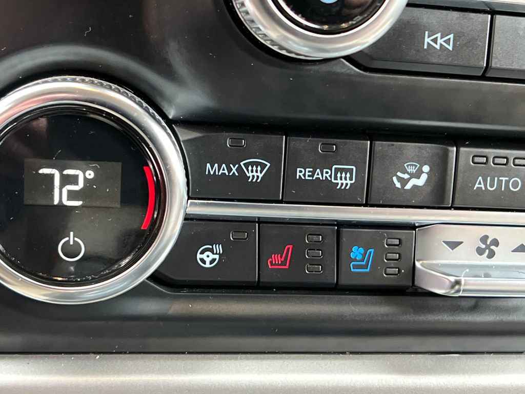 Used 2022 Ford Expedition XLT AWD/4WD image 29