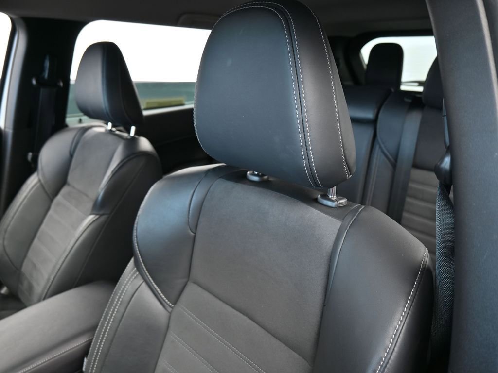 Used 2023 Mitsubishi Outlander SE image 16