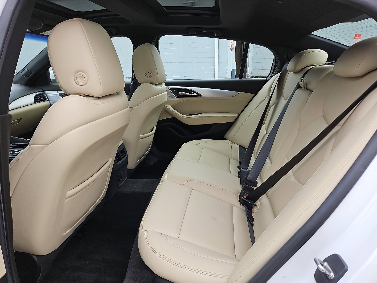 Certified 2022 Cadillac CT5 Luxury w/ Sun And Sound Package image 10