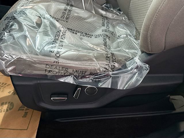 Used 2018 Ford F150 XLT w/ Equipment Group 302A Luxury image 19