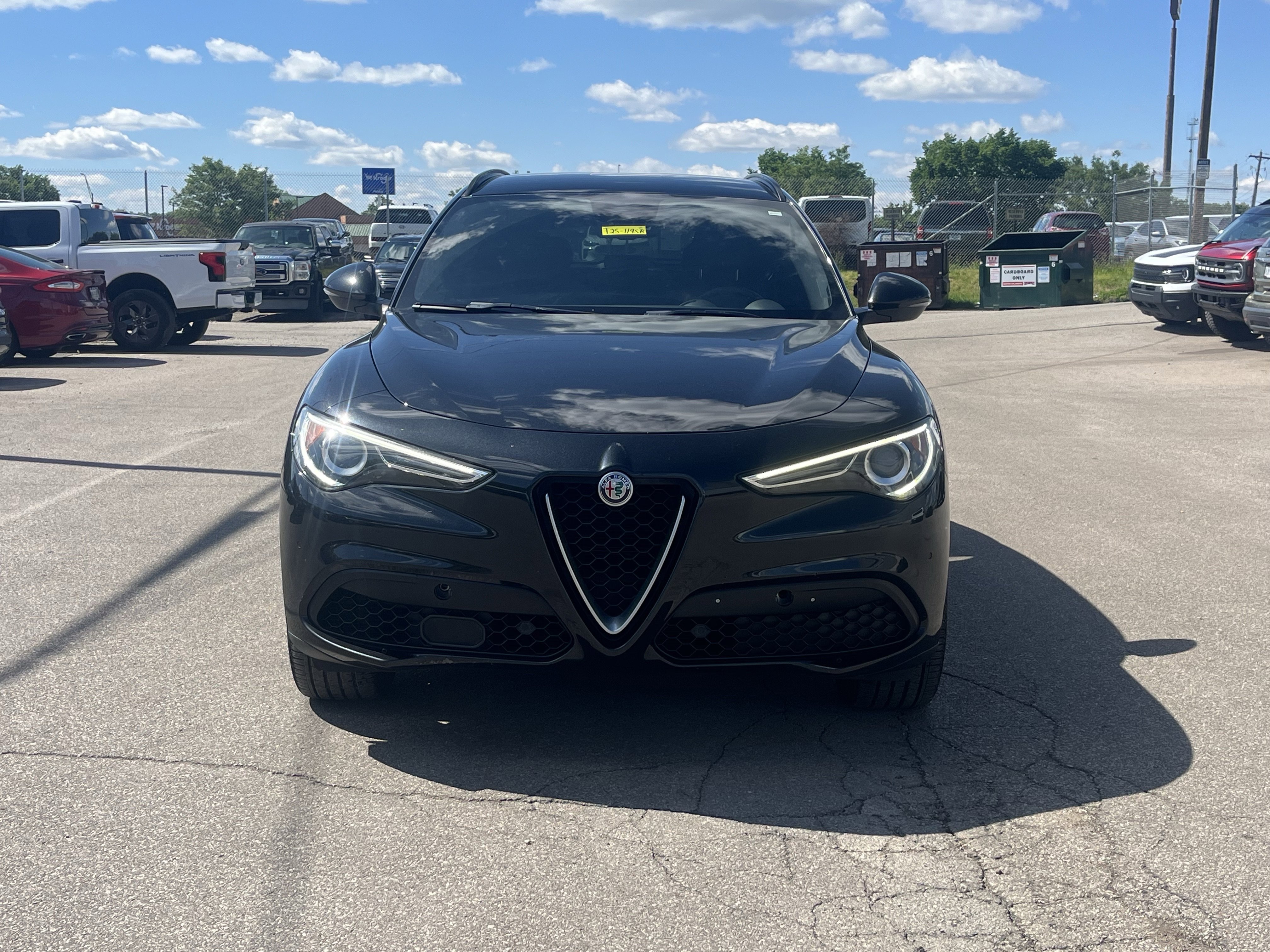 Used 2018 Alfa Romeo Stelvio Ti Sport AWD/4WD image 2