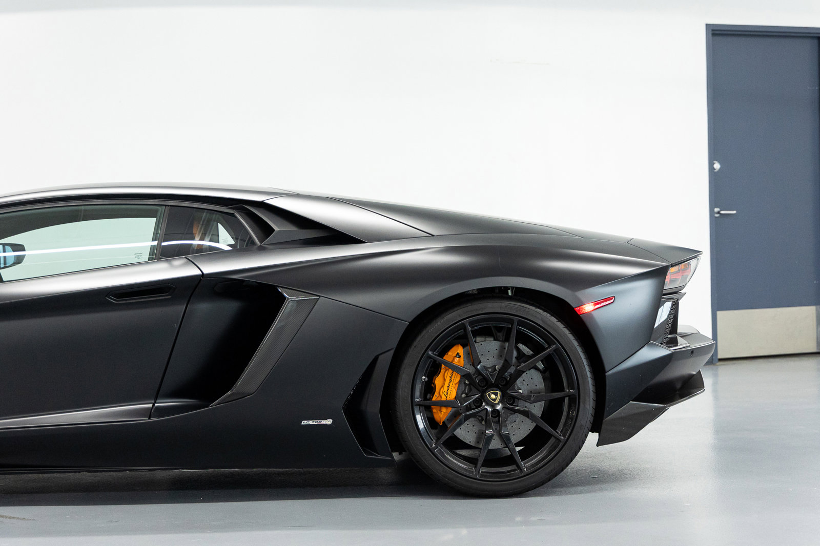 Used 2014 Lamborghini Aventador LP 700-4 AWD/4WD image 19