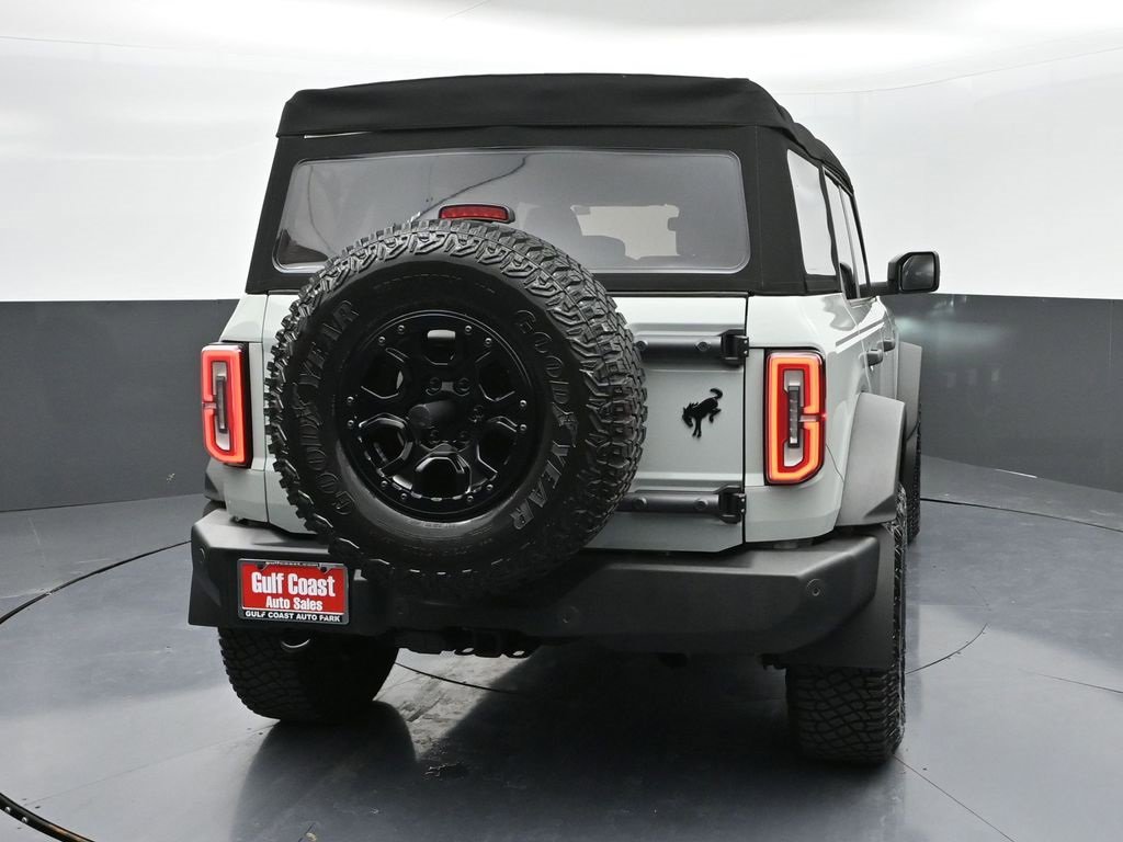 Used 2023 Ford Bronco Wildtrak image 26