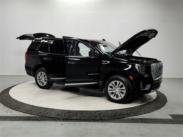 Used 2024 GMC Yukon Denali image 9