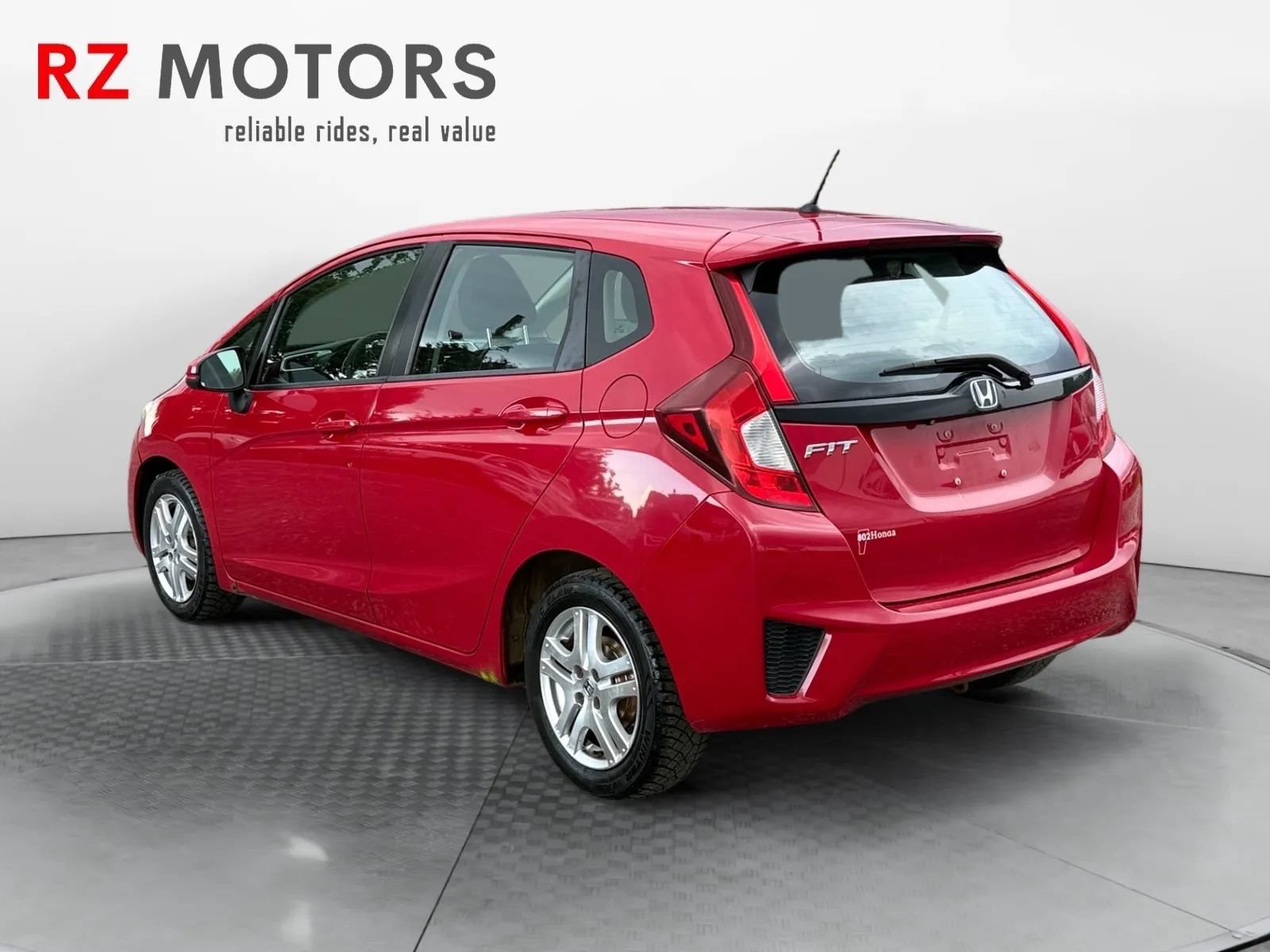 Used 2015 Honda Fit LX image 3