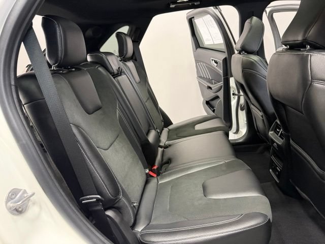 Used 2022 Ford Edge ST w/ Equipment Group 401A AWD/4WD image 28
