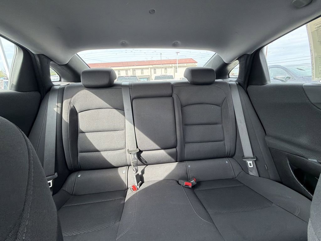 Used 2021 Chevrolet Malibu LT FWD image 27