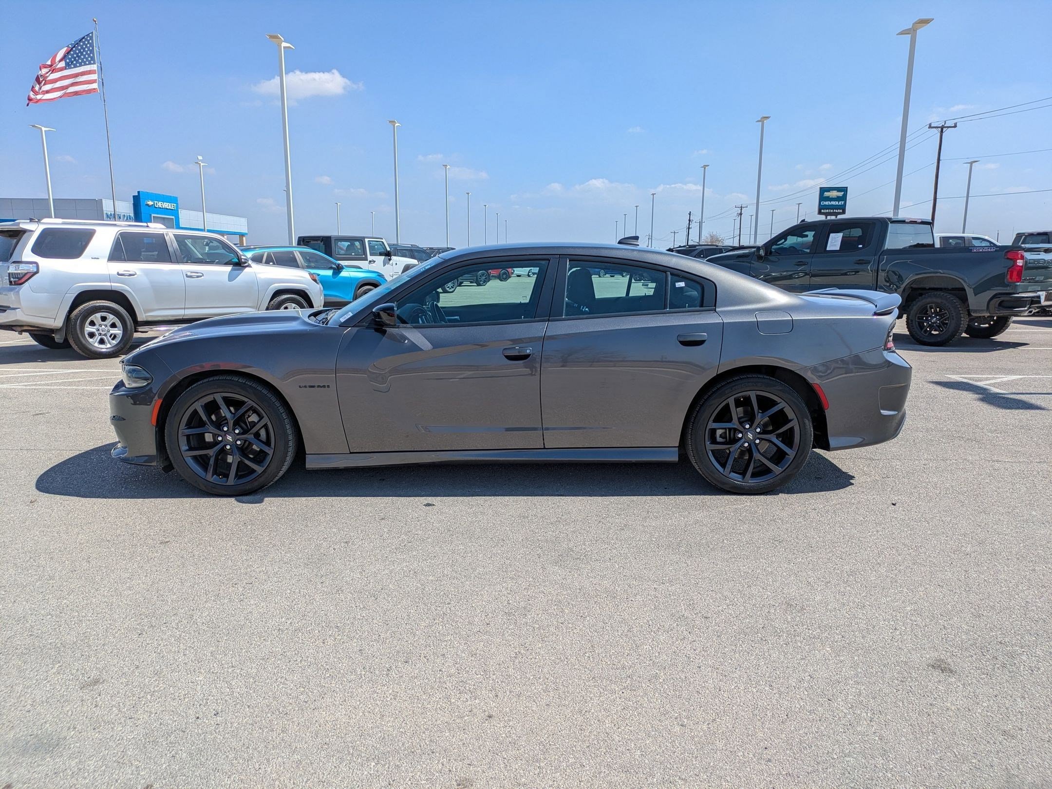 Used 2022 Dodge Charger R/T w/ Blacktop Package image 5