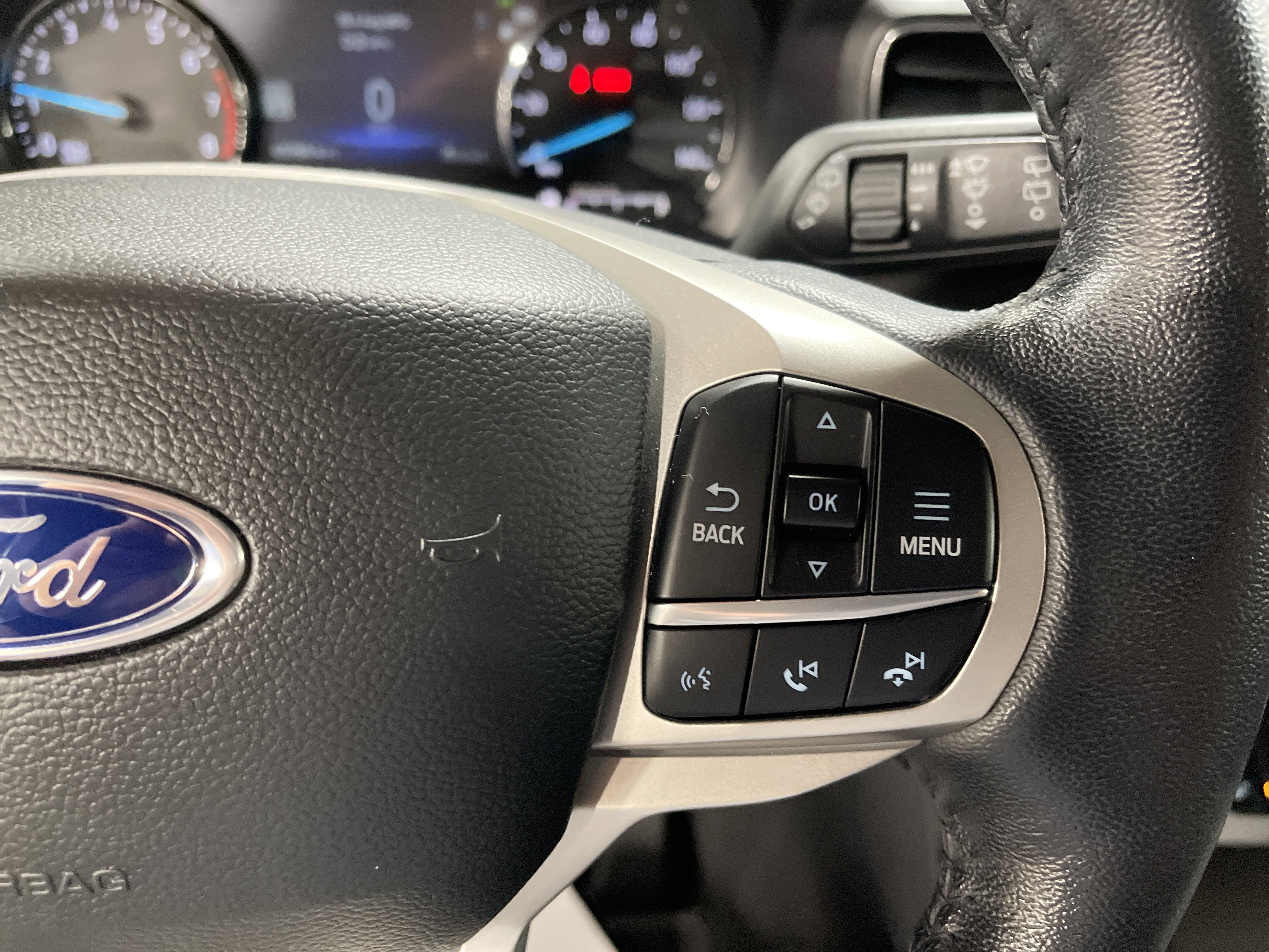 Used 2022 Ford Explorer XLT w/ Equipment Group 202A image 20