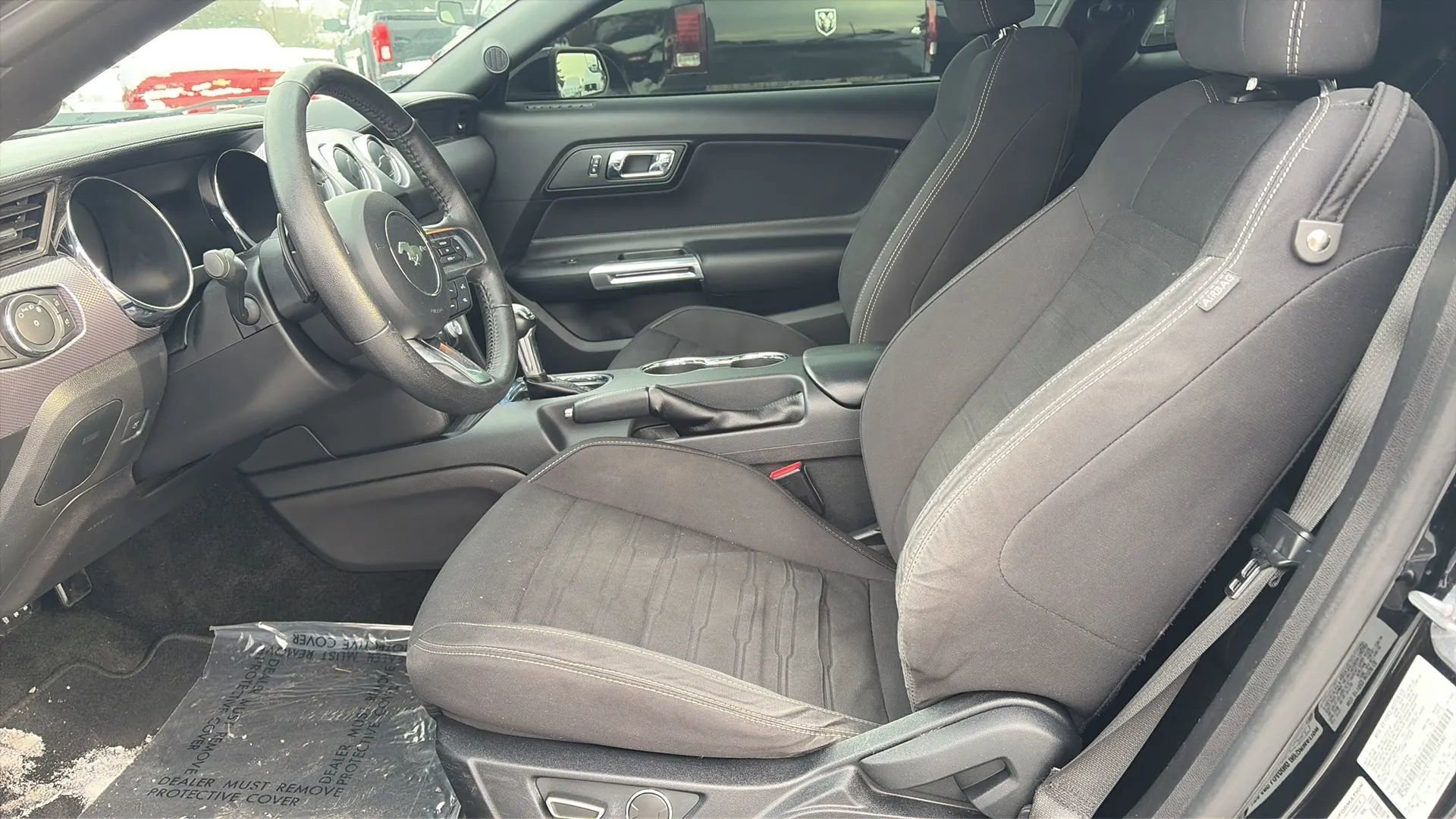 Used 2017 Ford Mustang Coupe image 30