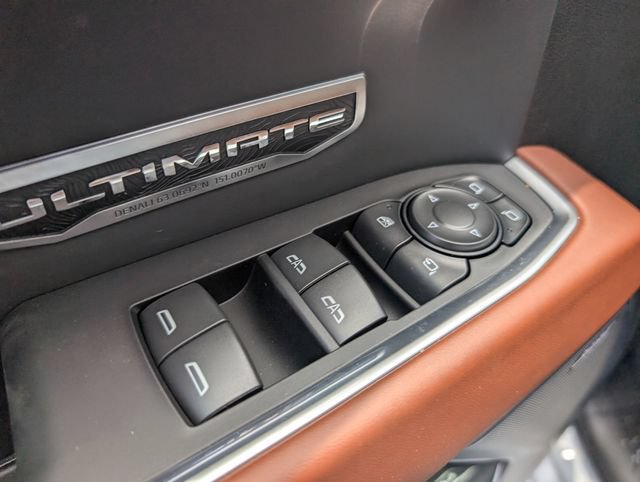 New 2026 GMC Sierra 1500 Denali Ultimate w/ LPO, Black Badging Package AWD/4WD image 17