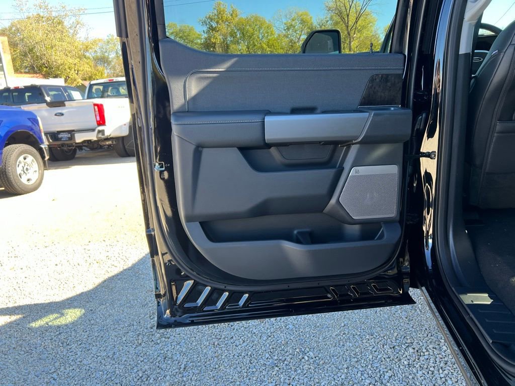 New 2026 Ford F250 Lariat image 15
