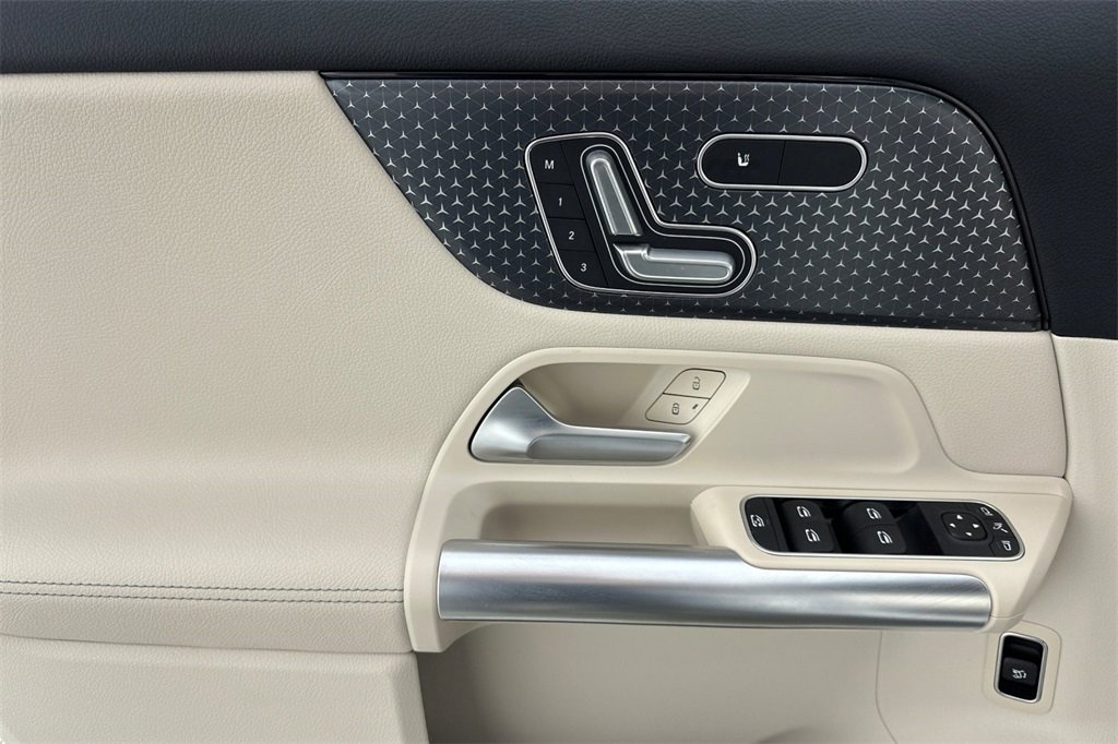 Certified 2026 Mercedes-Benz GLA 250 image 11