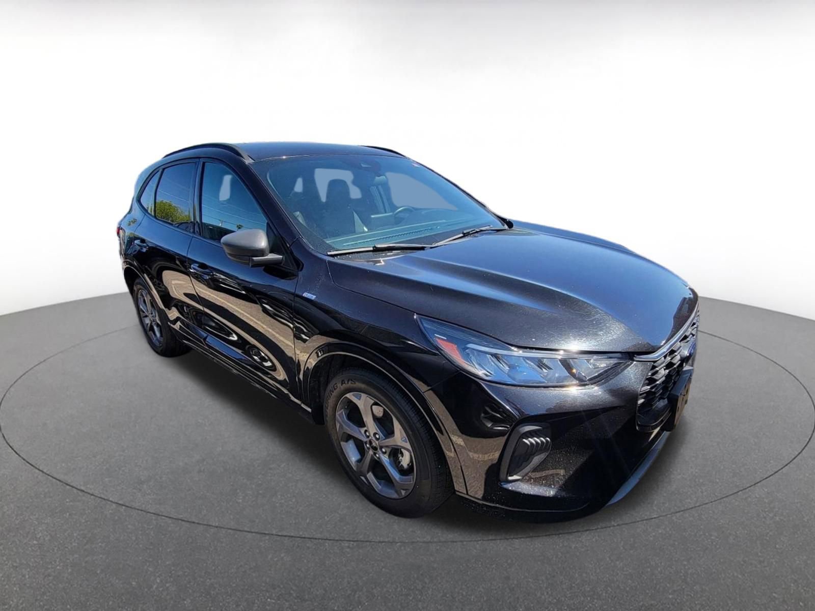 Used 2023 Ford Escape ST-Line