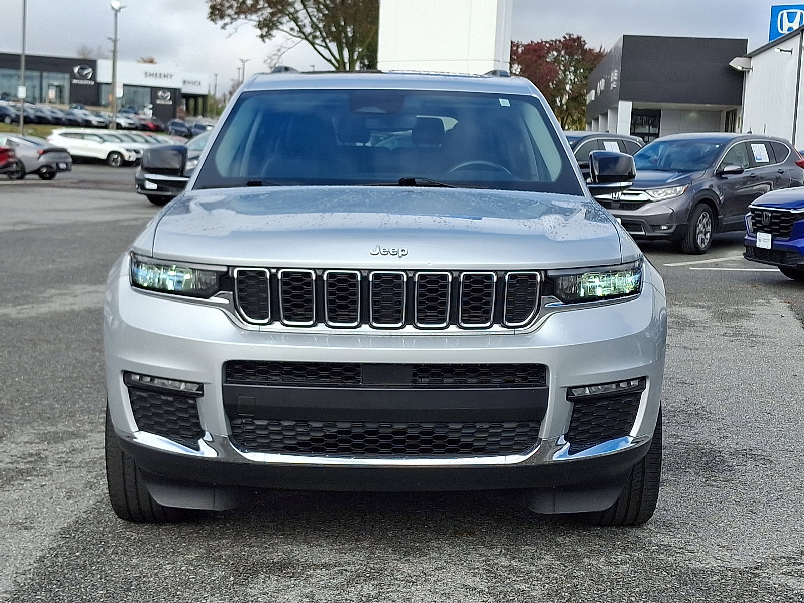 Used 2021 Jeep Grand Cherokee L Limited image 2