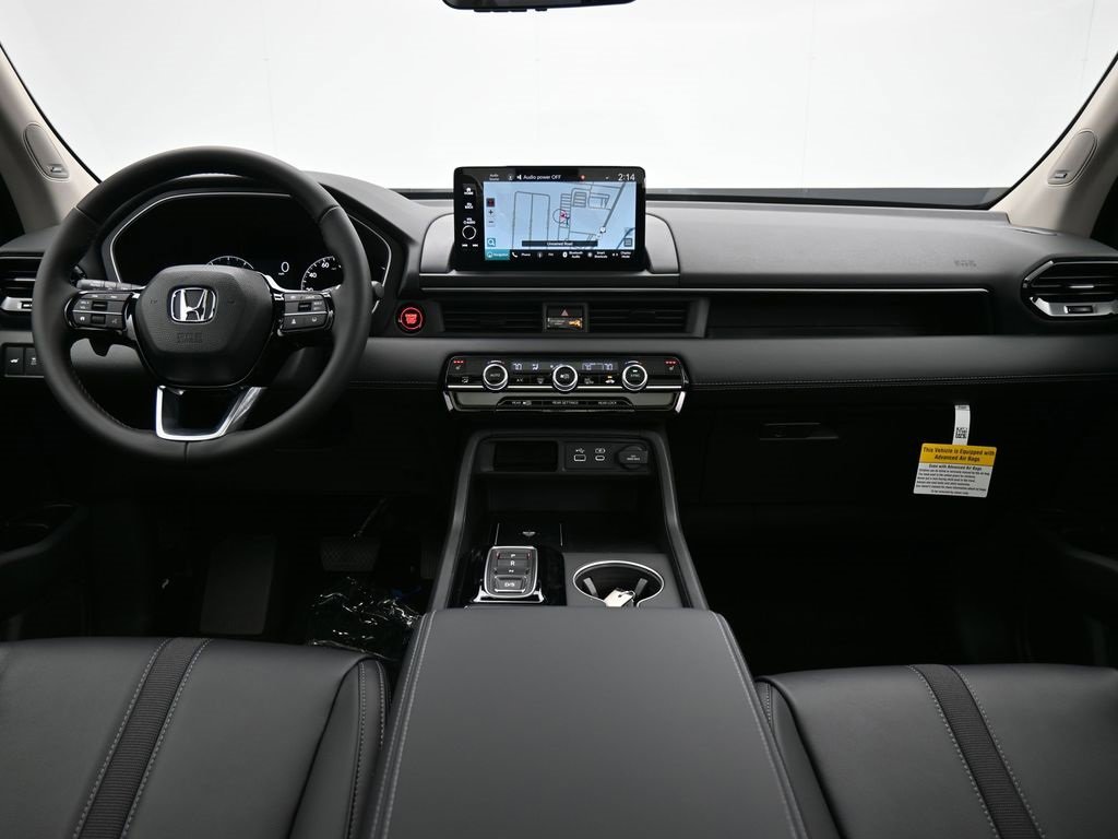 New 2025 Honda Pilot Touring image 44