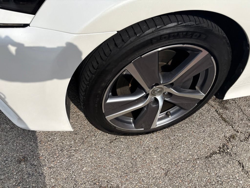 Used 2017 Lexus GS 350 RWD image 9