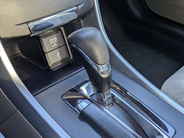 Used 2015 Honda Accord EX image 9