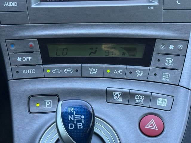 Used 2015 Toyota Prius Two FWD image 25