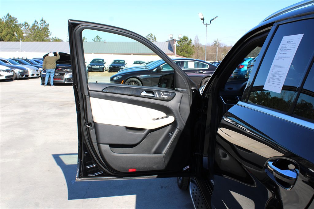 Used 2016 Mercedes-Benz GLE 63 AMG S image 38