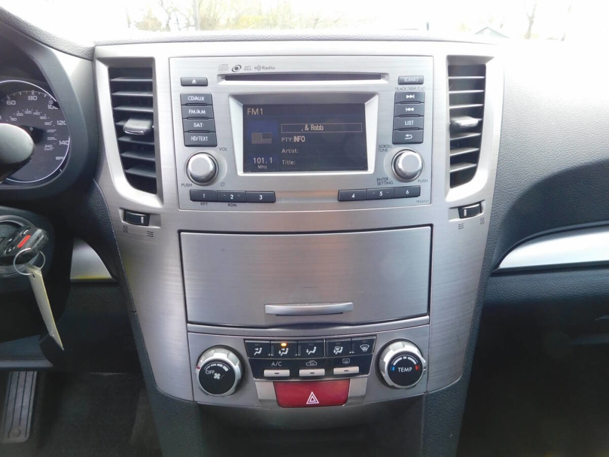 Used 2014 Subaru Outback 2.5i Premium AWD/4WD image 10