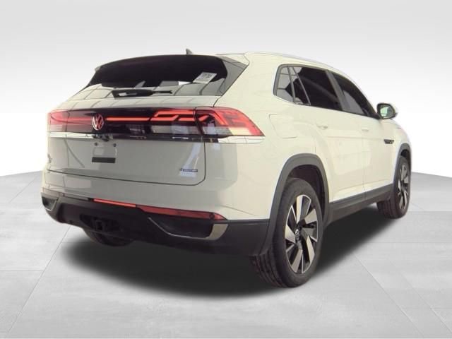 Used 2025 Volkswagen Atlas Cross Sport SE image 8