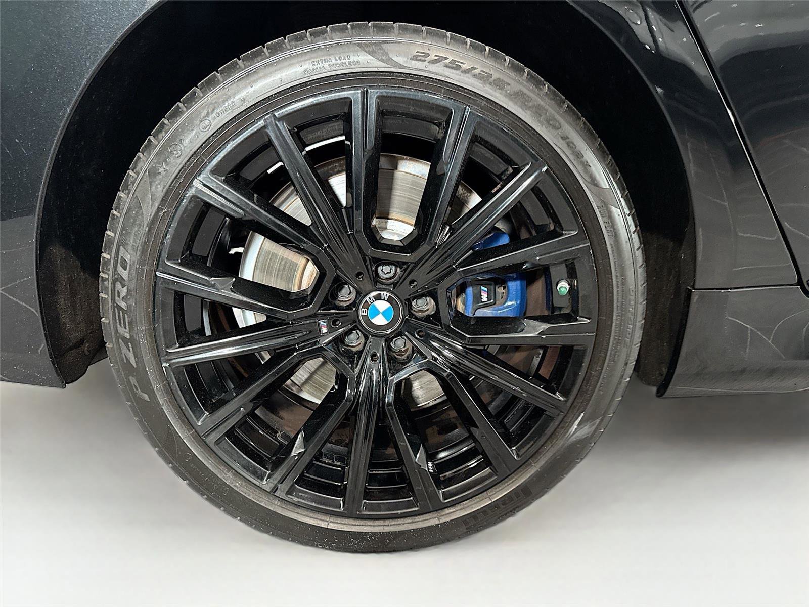 Used 2022 BMW 740i w/ M Sport Package RWD image 37