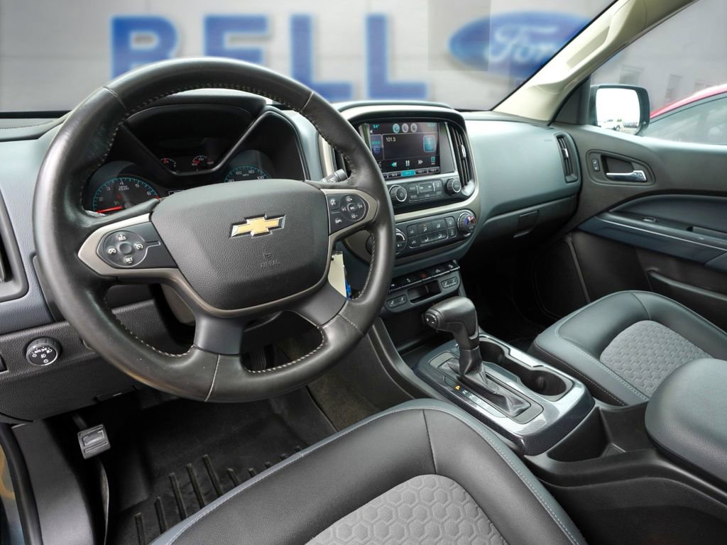 Used 2015 Chevrolet Colorado Z71 AWD/4WD image 11