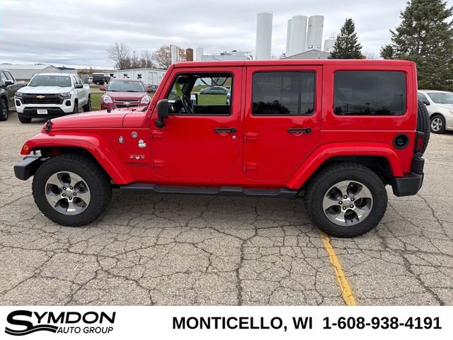 Used 2017 Jeep Wrangler Unlimited Sahara w/ Dual Top Group image 7