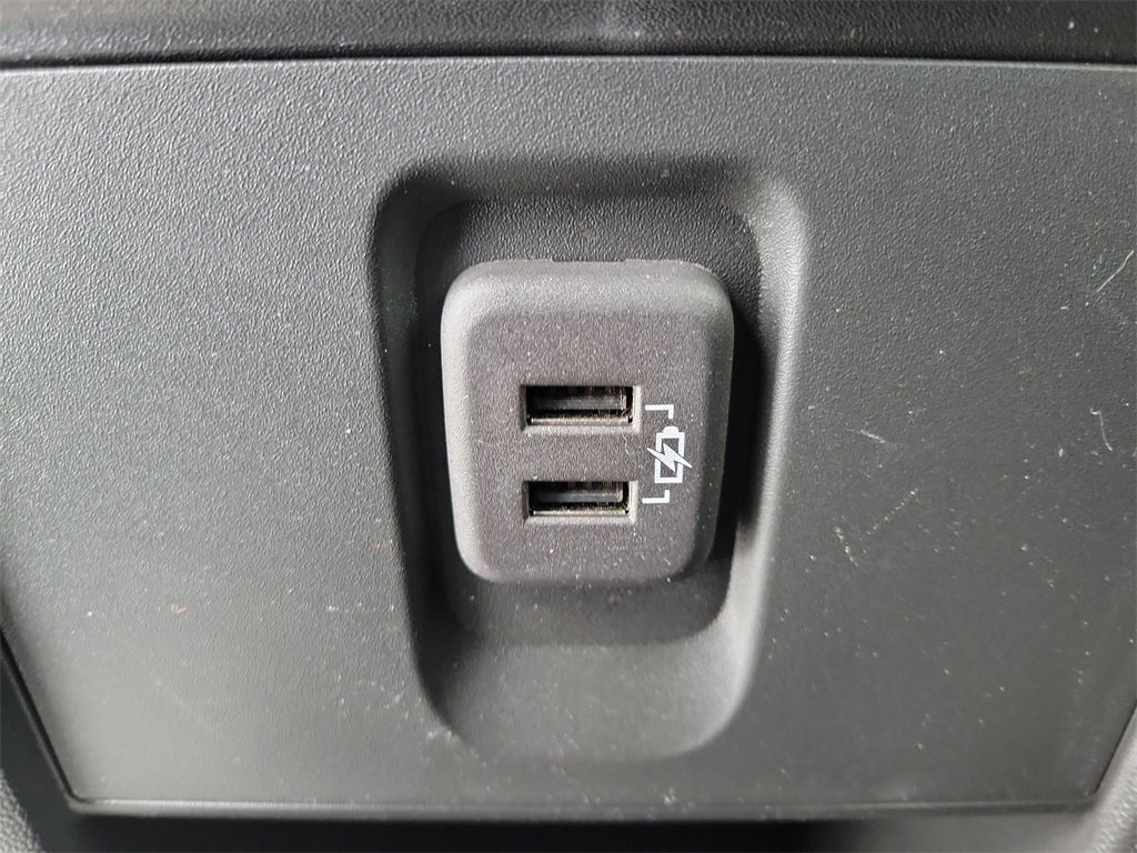 Used 2023 Chevrolet Traverse LT w/ LPO, Floor Liner Package image 18