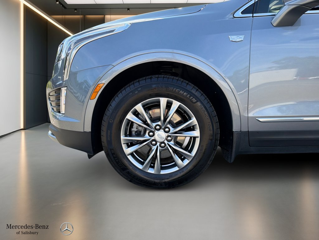 Used 2021 Cadillac XT5 Premium Luxury w/ LPO, Floor Liner Package FWD image 19