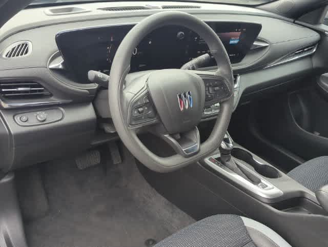 Used 2026 Buick Envista Sport Touring FWD image 10
