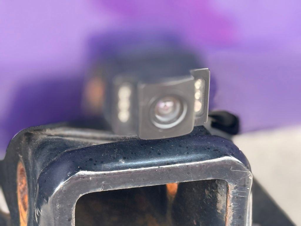 Certified 2018 Jeep Wrangler Sahara w/ Connectivity Group AWD/4WD image 35