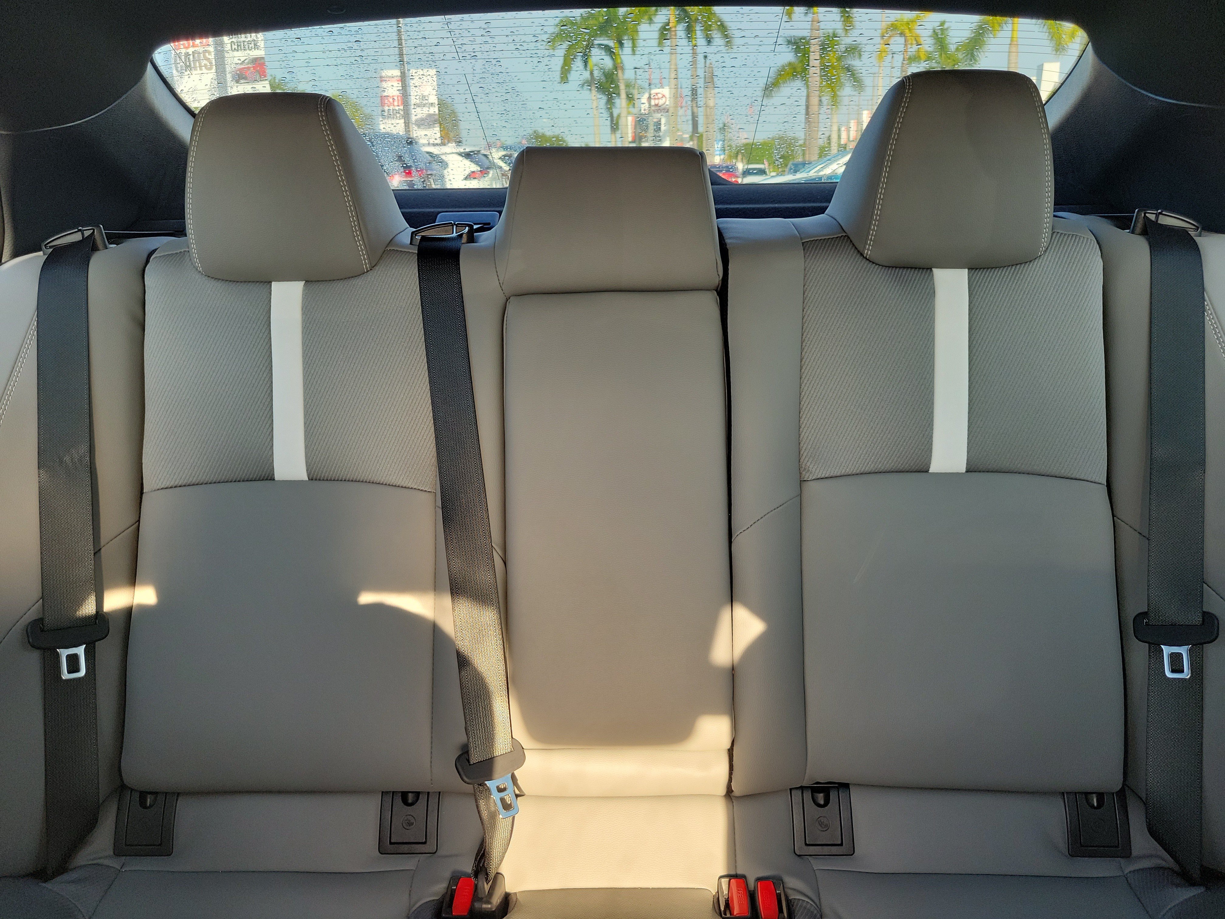 Used 2025 Toyota Camry SE FWD image 21
