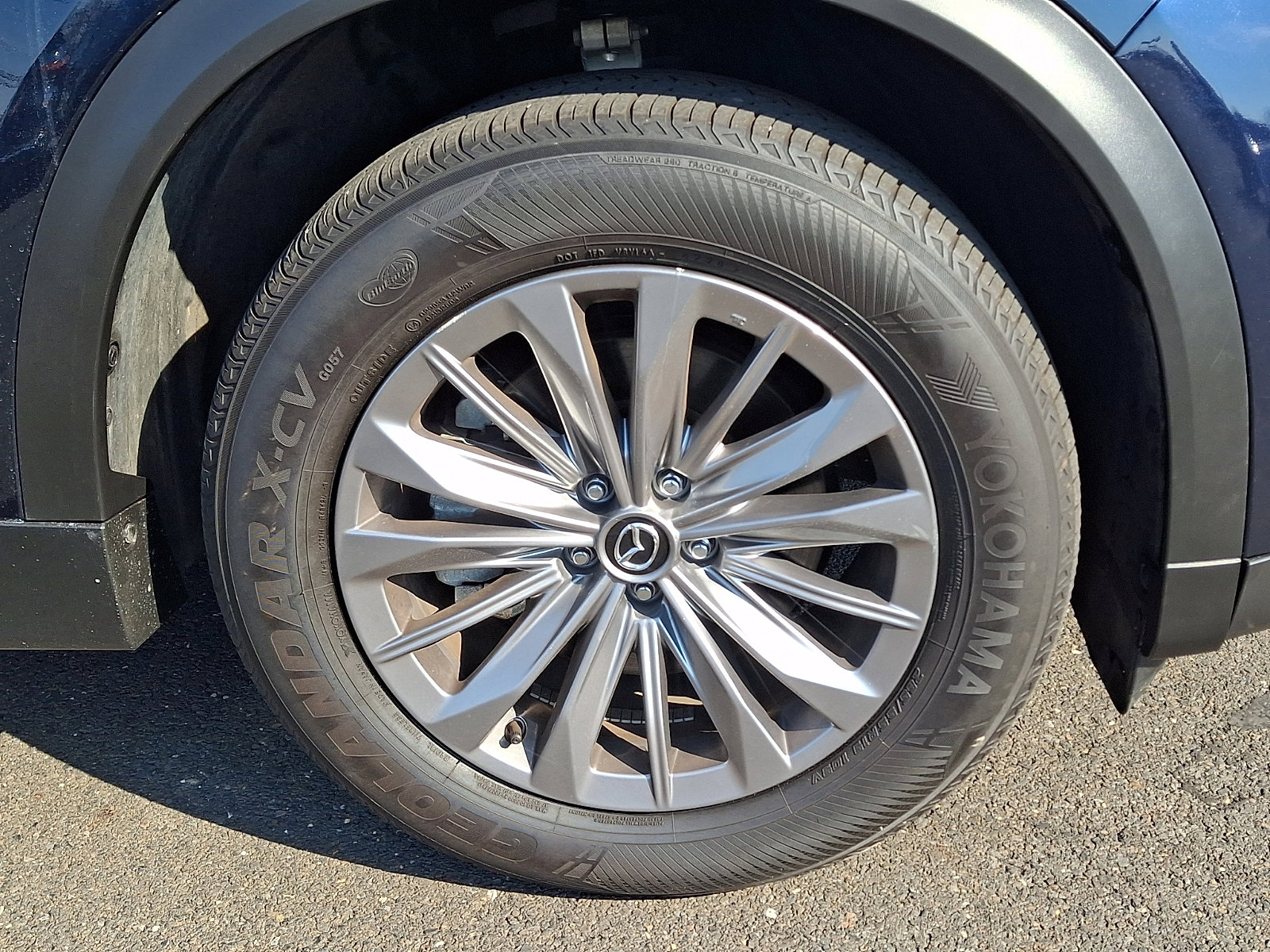 Certified 2025 MAZDA CX-90 3.3 Turbo w/ Preferred Package image 9