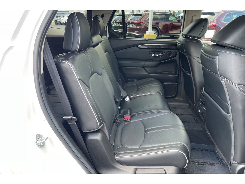 Certified 2025 Honda Pilot Elite image 19