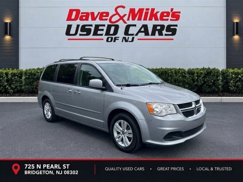 Used 2020 Dodge Grand Caravan SXT FWD image 1