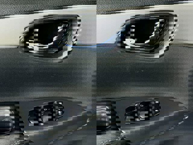 Used 2018 Nissan Sentra S w/ S Midnight Style Package image 17