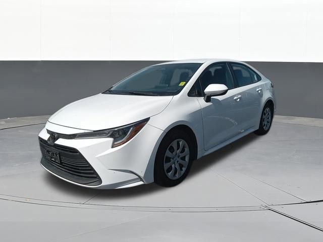 Used 2024 Toyota Corolla LE FWD image 4