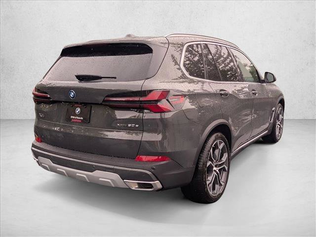 New 2026 BMW X5 xDrive50e w/ Executive Package AWD/4WD image 6