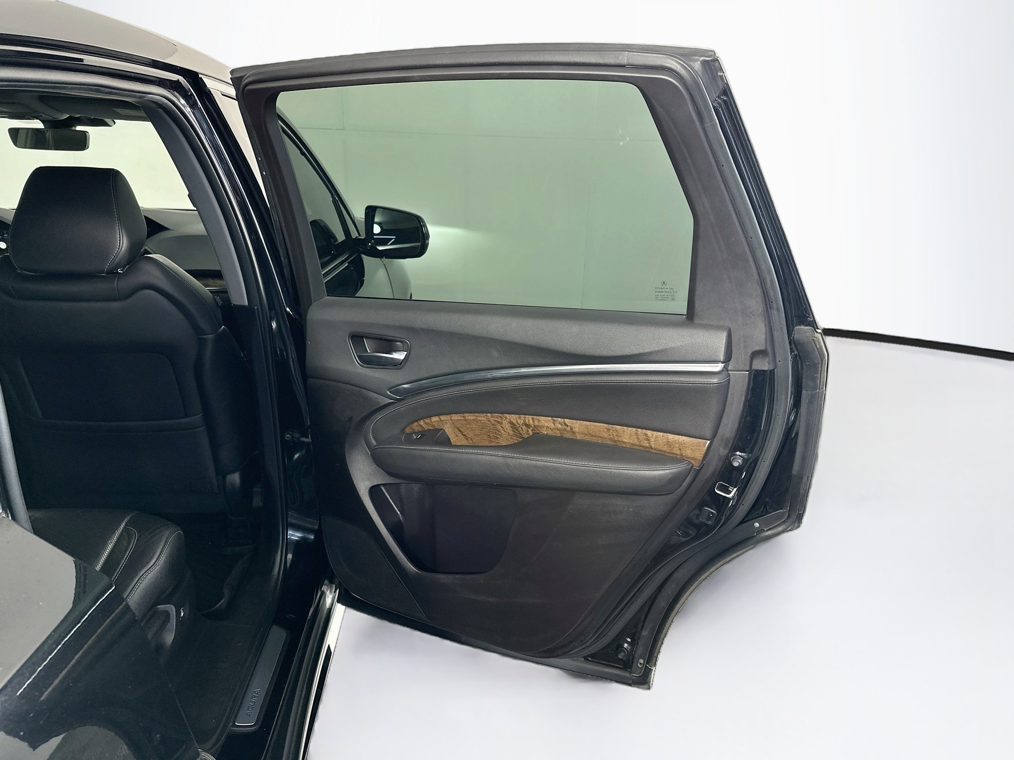 Used 2020 Acura MDX w/ Technology Package FWD image 32