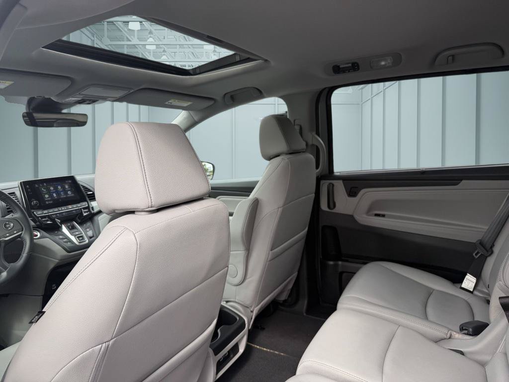 Used 2022 Honda Odyssey EX-L image 16
