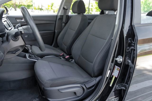 Used 2020 Hyundai Accent SE image 4
