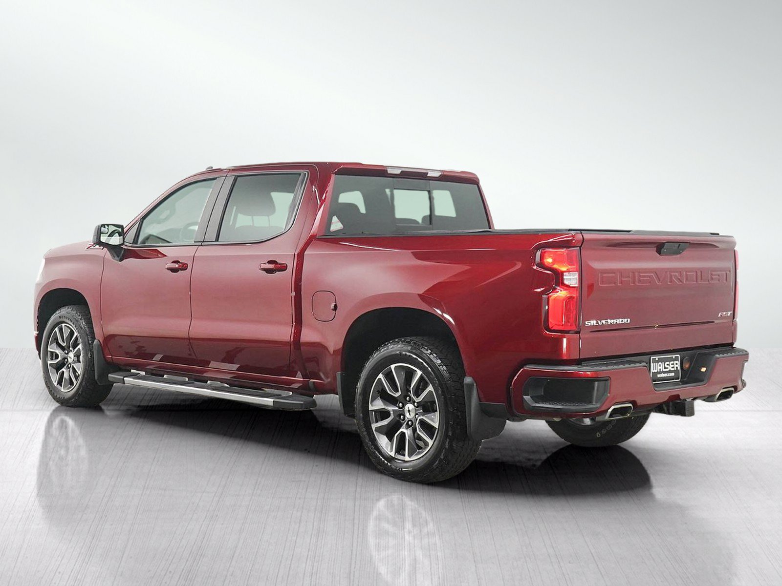 Used 2021 Chevrolet Silverado 1500 RST w/ Convenience Package II AWD/4WD image 3
