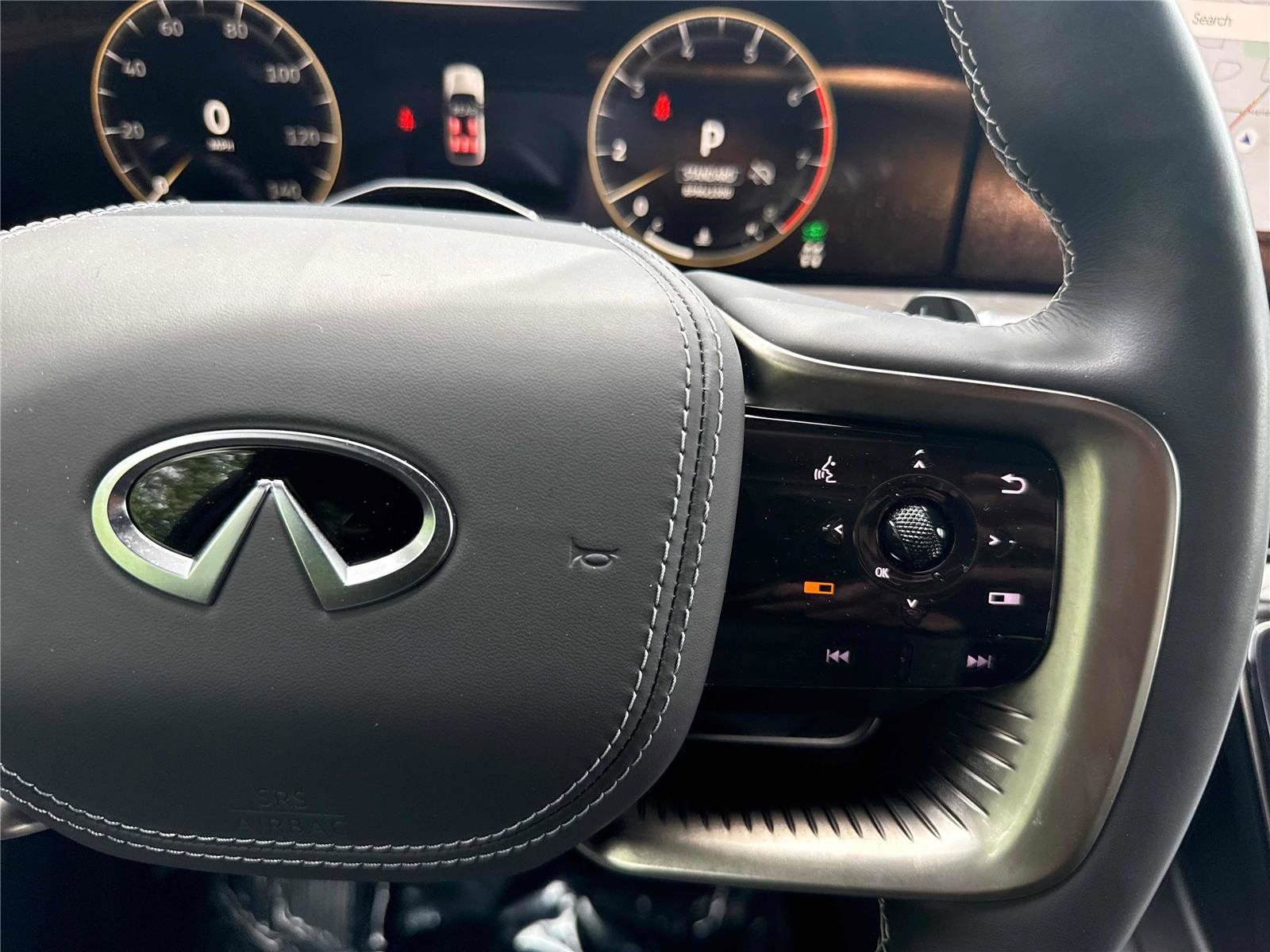 Used 2025 INFINITI QX80 Autograph AWD/4WD image 19