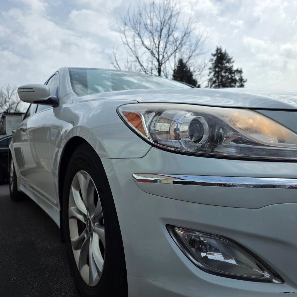 Used 2013 Hyundai Genesis 3.8 image 14