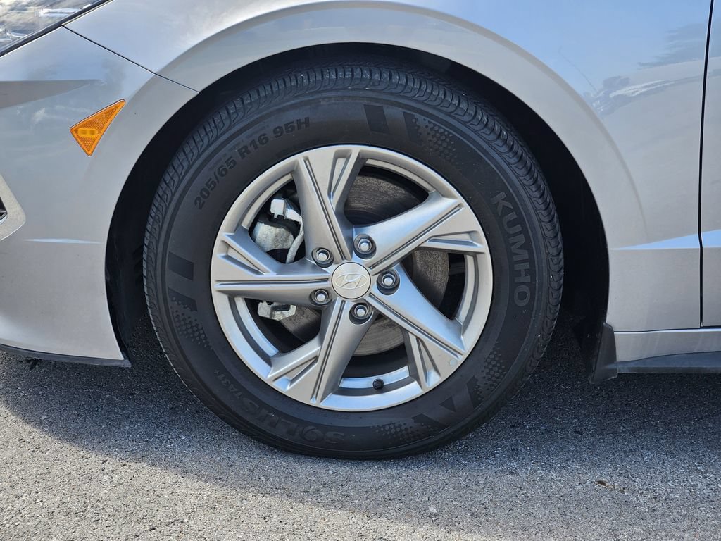 Used 2023 Hyundai Sonata SE FWD image 8